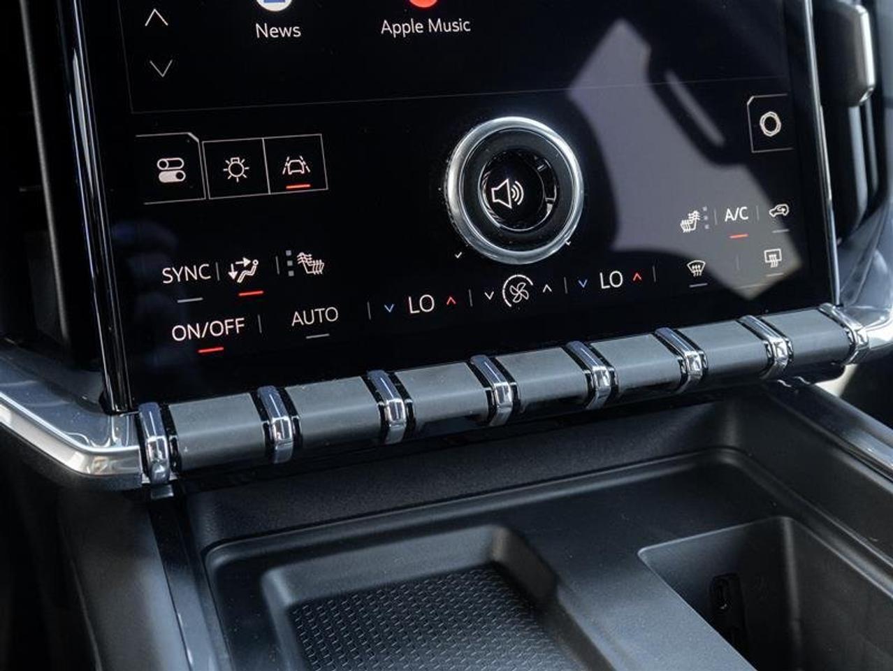 2027 GMC Acadia ELEVATION Photo