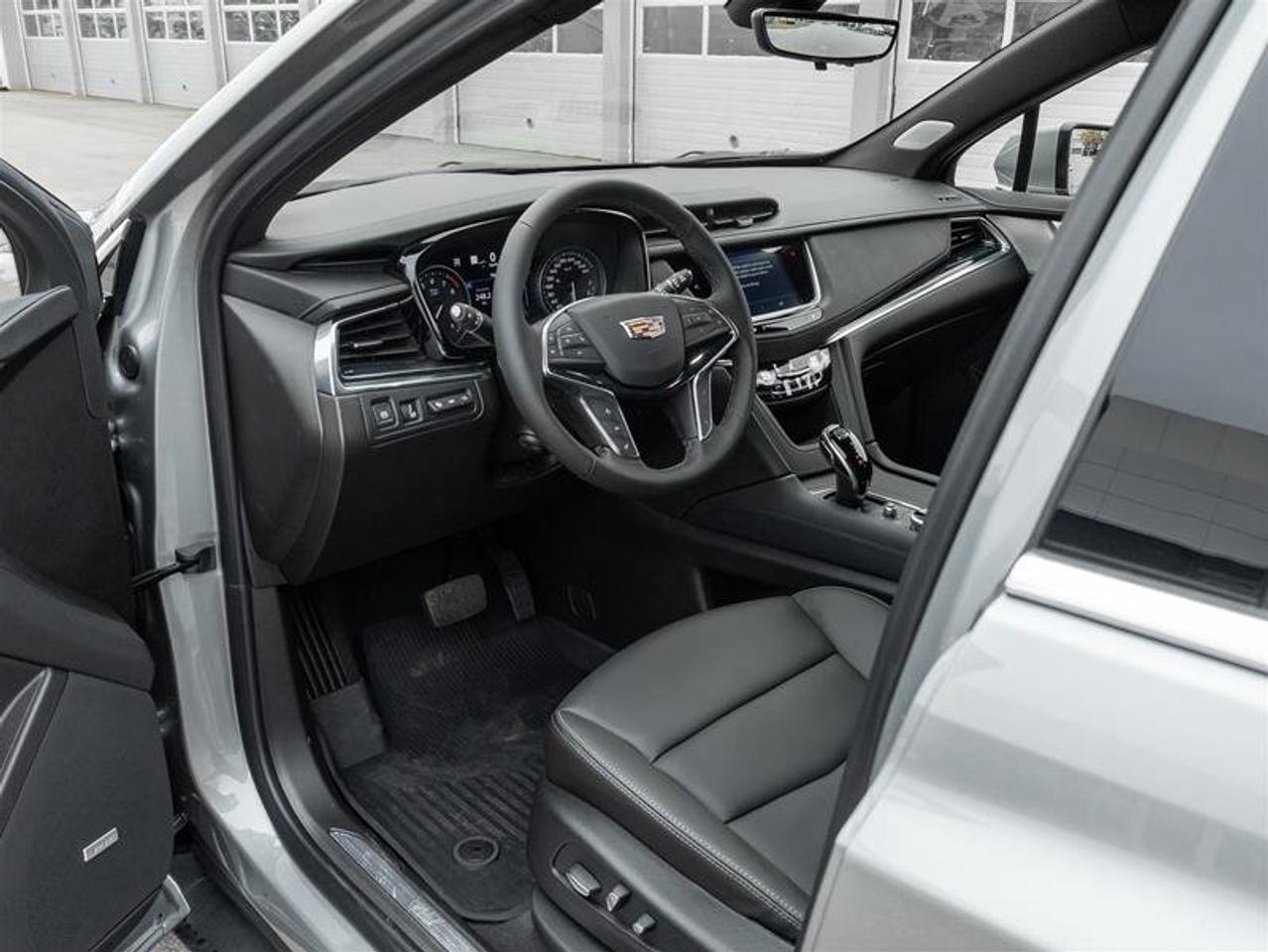 2026 Cadillac XT5 Premium Luxury Photo
