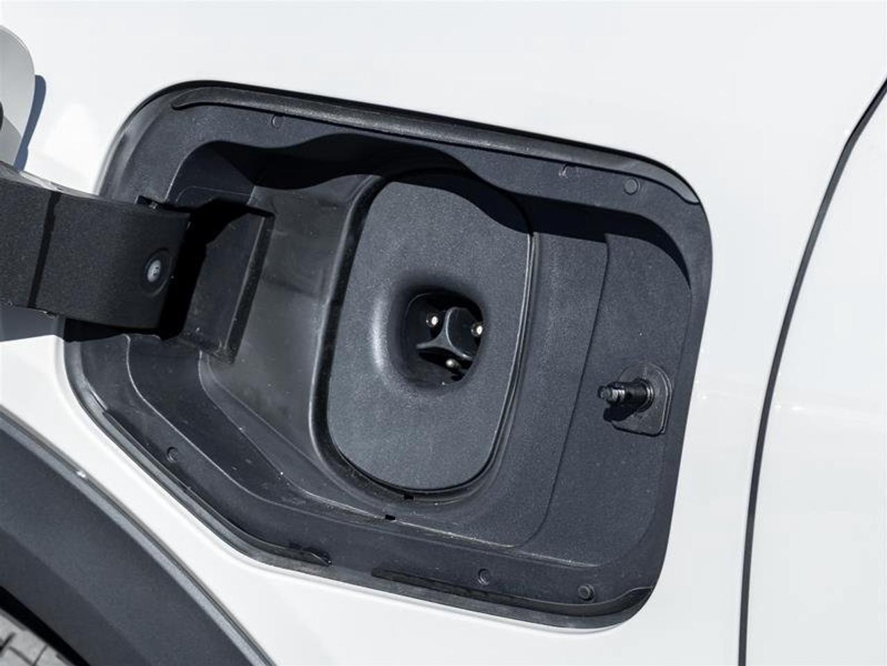 2027 Chevrolet Equinox EV LT1 Photo4