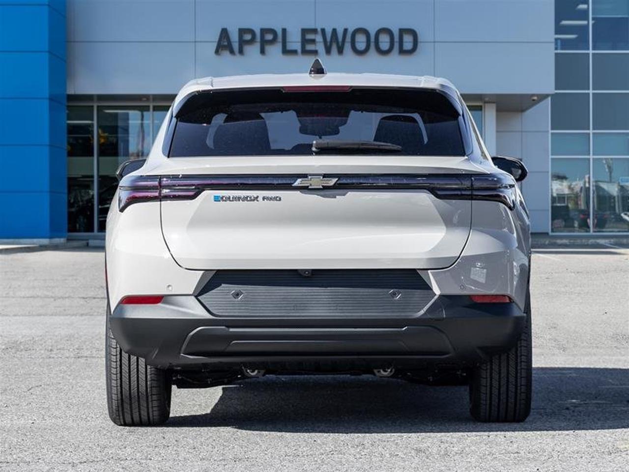 2027 Chevrolet Equinox EV LT1 Photo