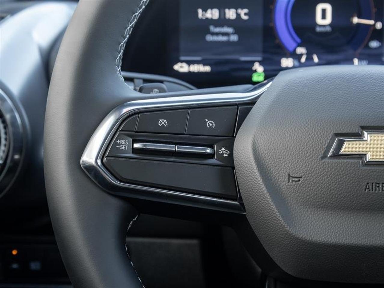 2027 Chevrolet Equinox EV LT1 Photo