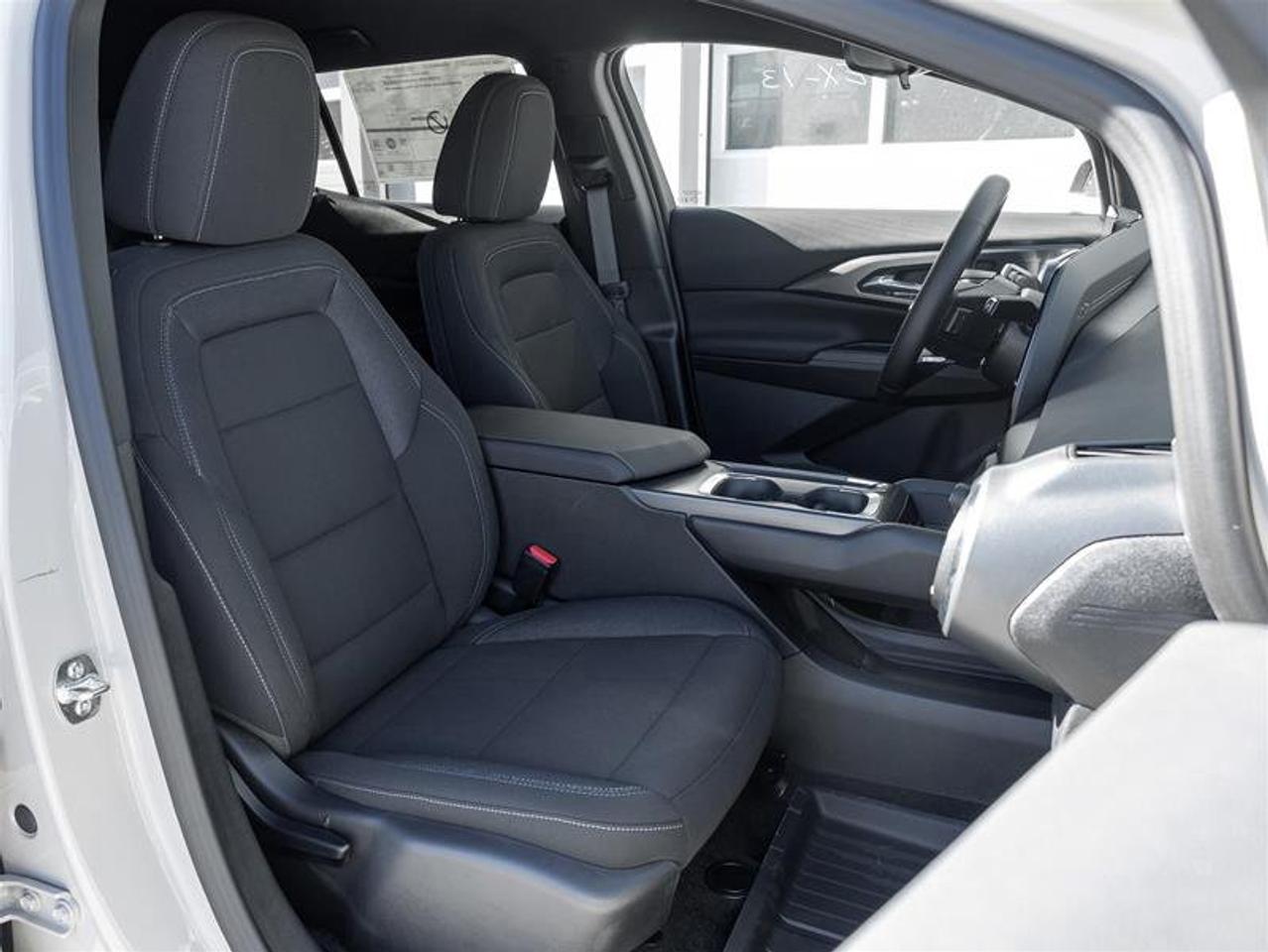 2027 Chevrolet Equinox EV LT1 Photo