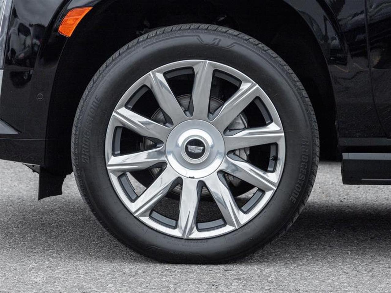2023 Cadillac Escalade ESV Premium Luxury Platinum Photo