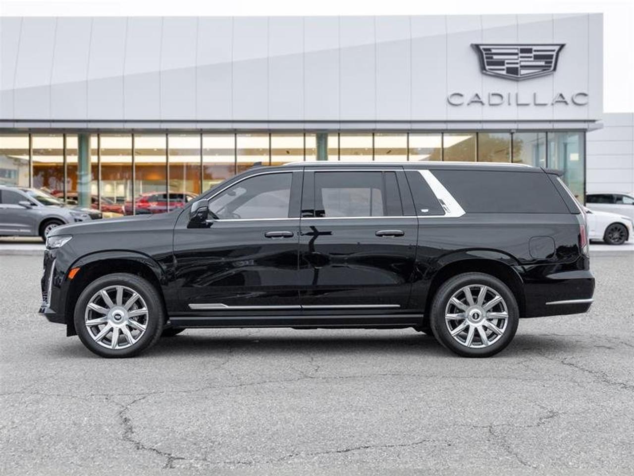 2023 Cadillac Escalade ESV Premium Luxury Platinum Photo