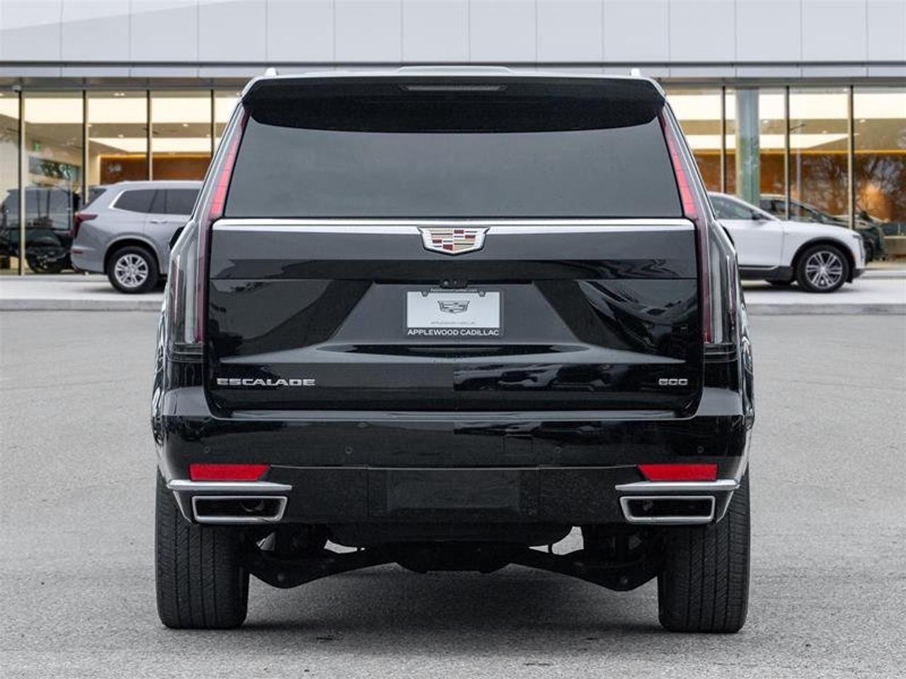 2023 Cadillac Escalade ESV Premium Luxury Platinum Photo