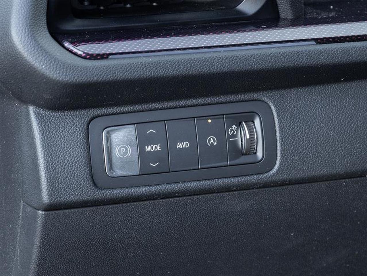 2024 Chevrolet Traverse AWD 4dr RS Photo