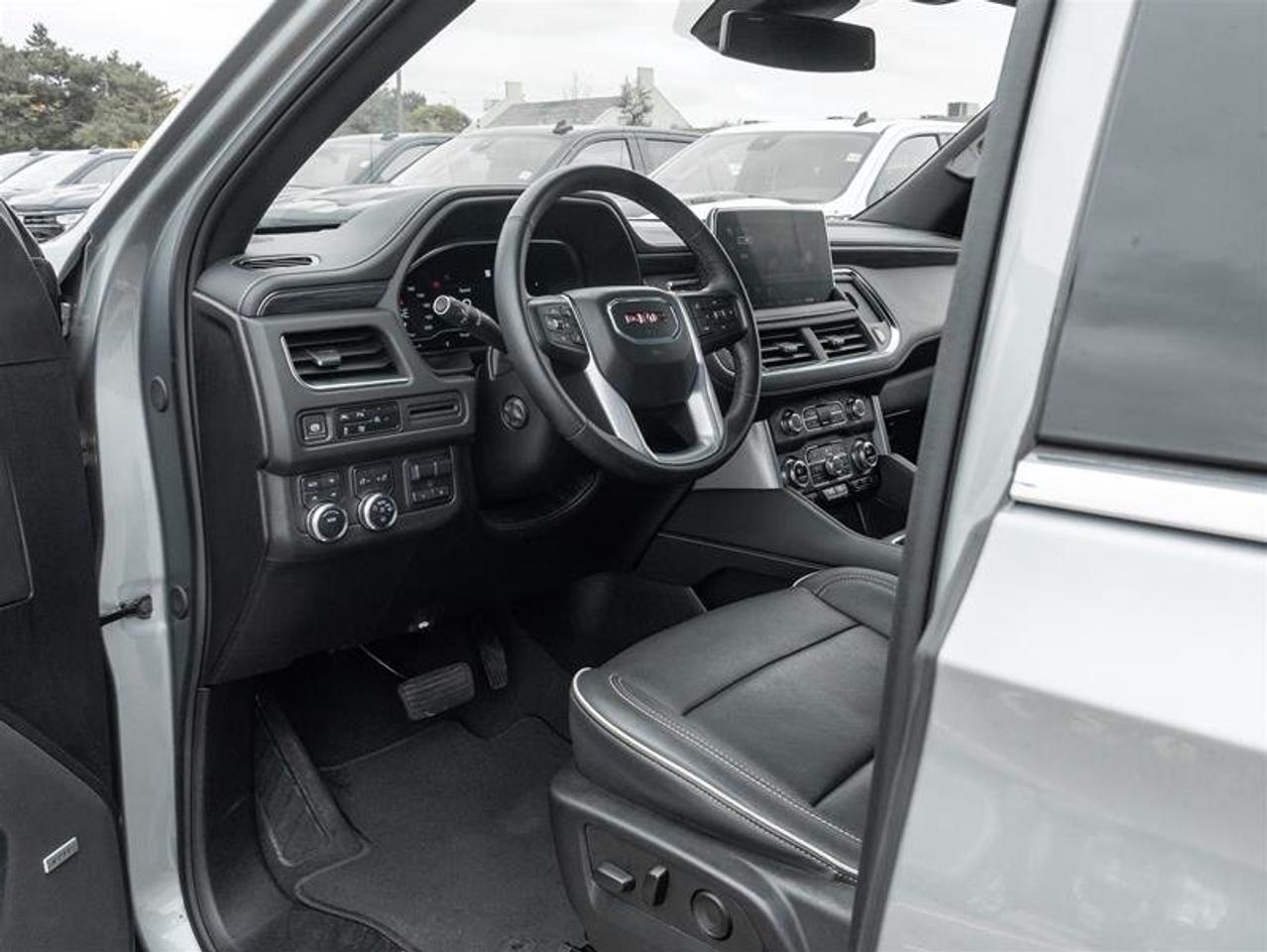 2024 GMC Yukon 4WD 4DR SLT Photo