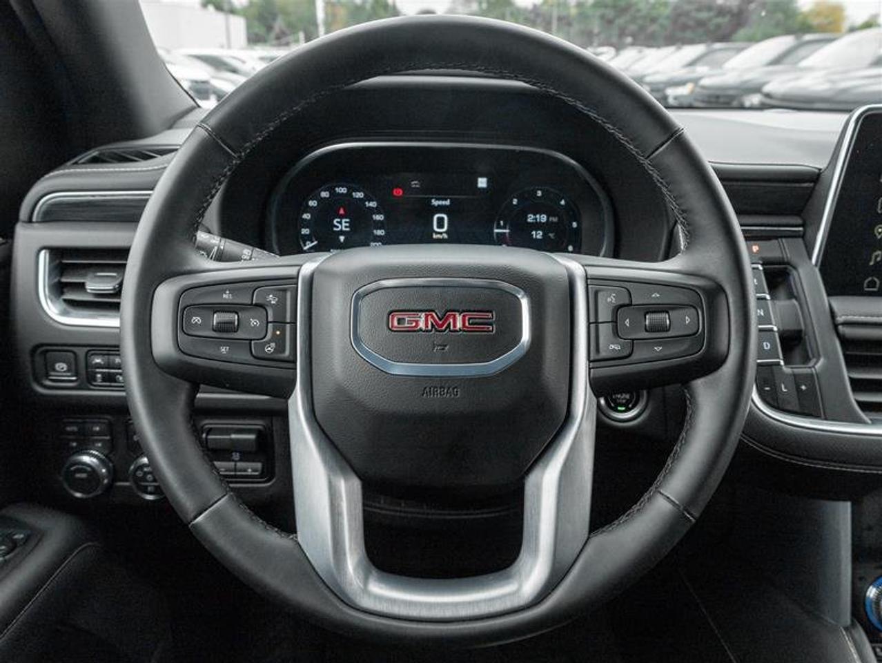 2024 GMC Yukon 4WD 4DR SLT Photo