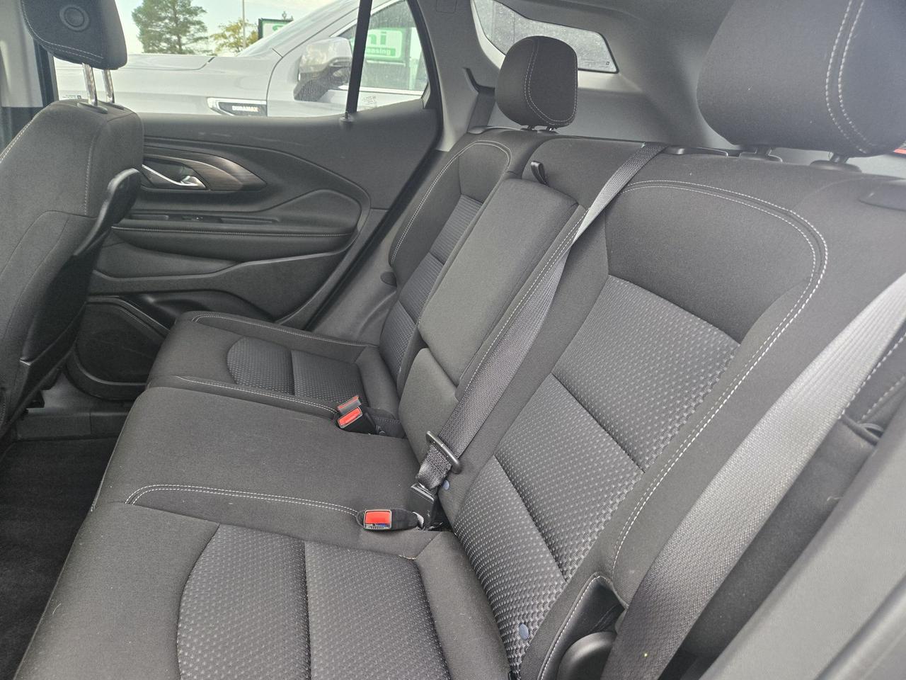 2024 GMC Terrain SLE Photo