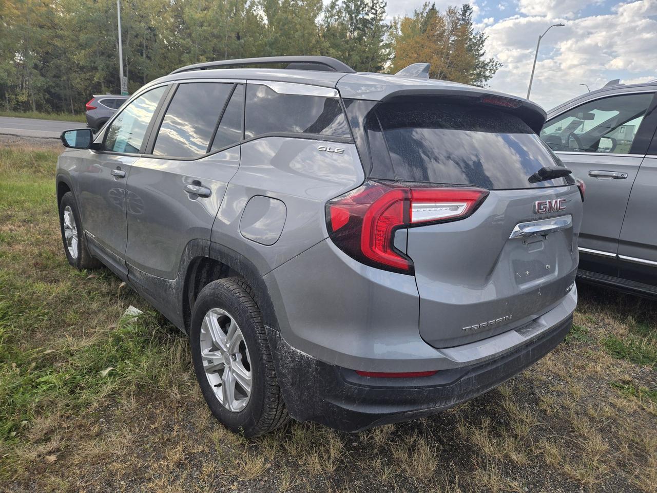 2024 GMC Terrain SLE Photo