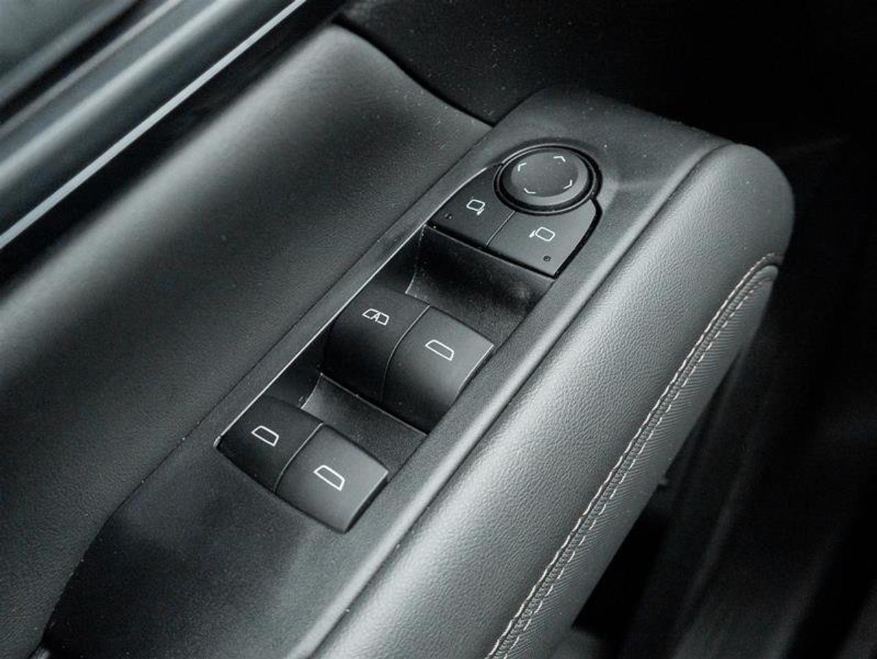 2026 GMC Terrain AWD AT4 Photo