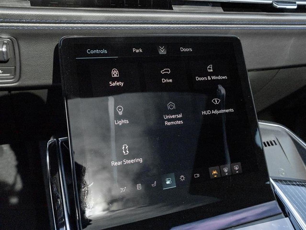 2026 Cadillac Escalade IQ Sport Photo