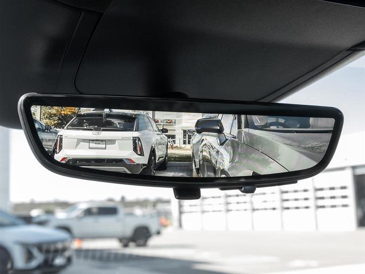 2026 Cadillac Escalade IQ Sport Photo