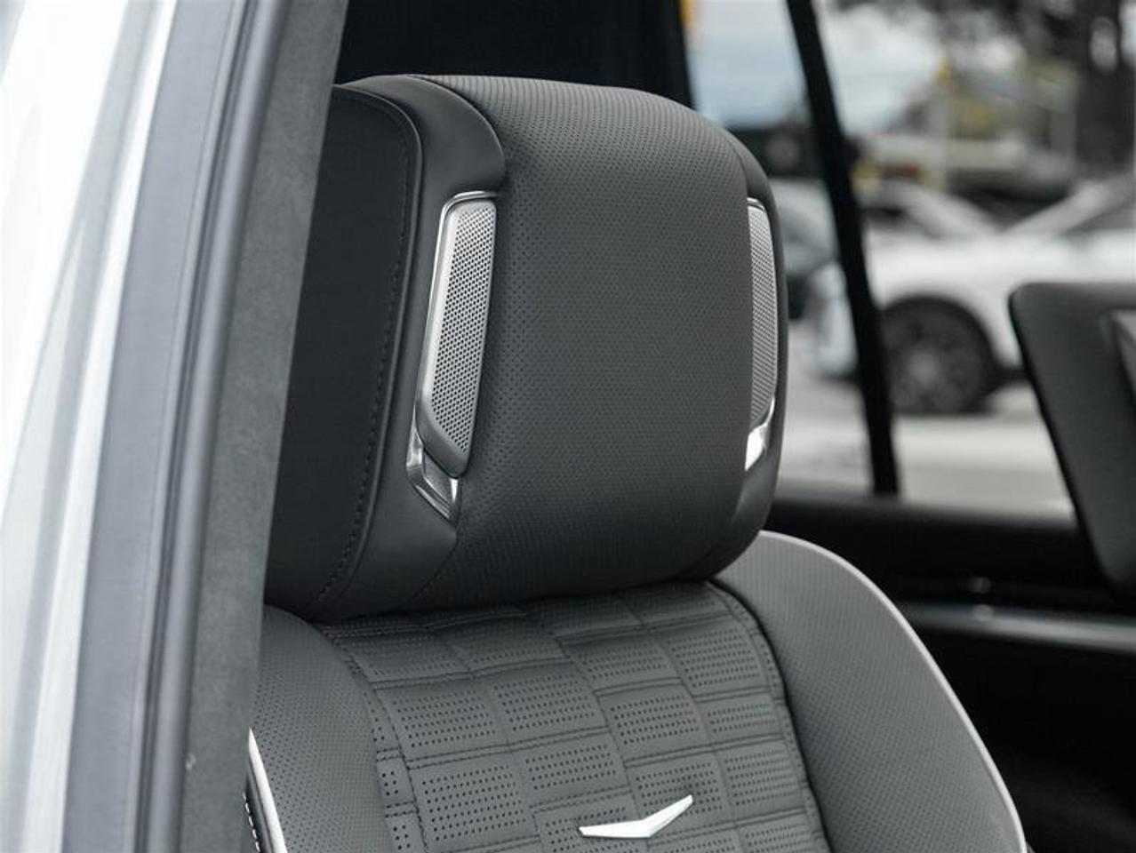 2027 Cadillac Escalade ESV V-Series Photo