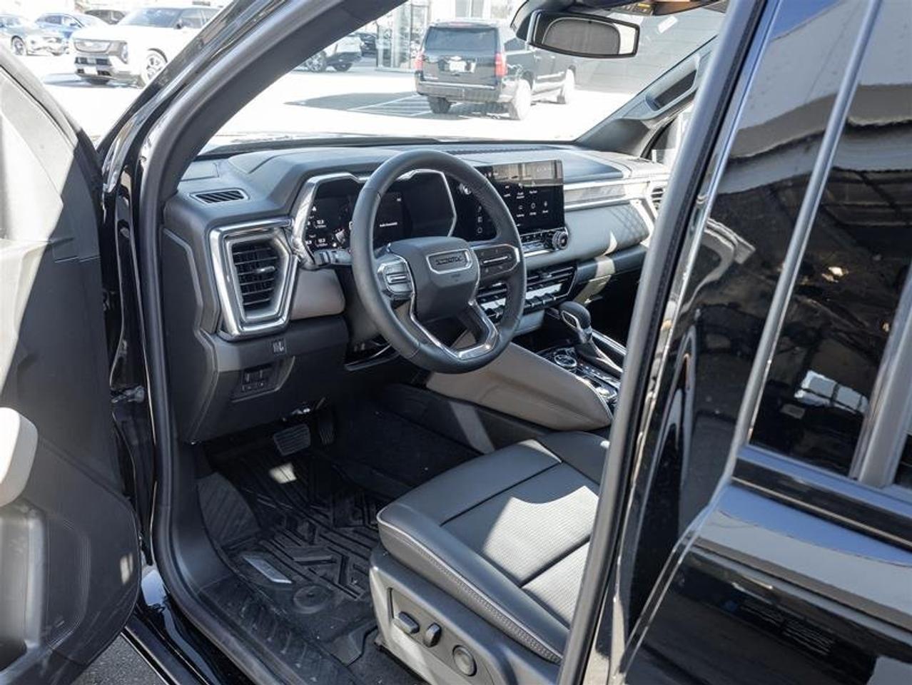 2026 GMC Canyon Denali Photo