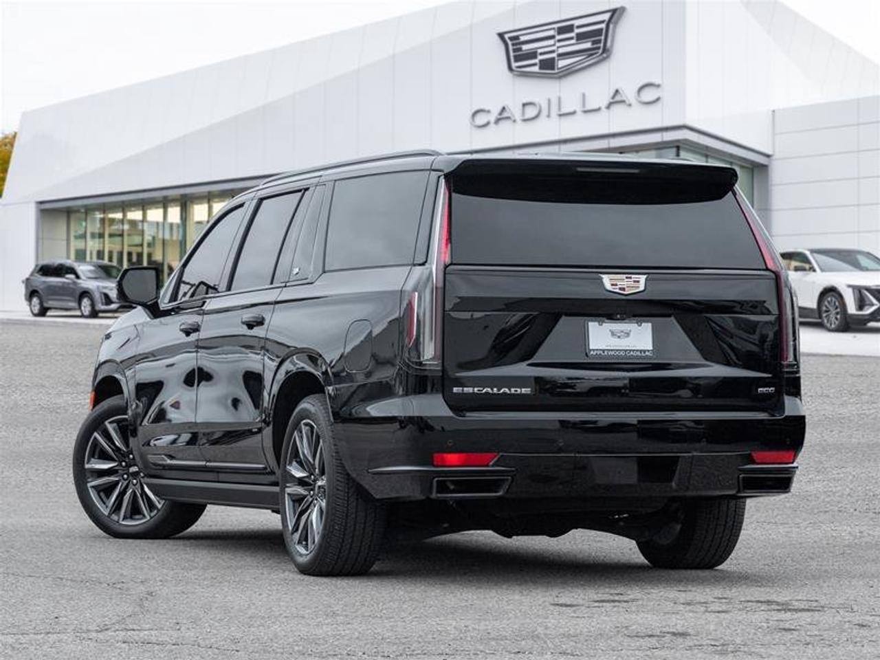 2024 Cadillac Escalade ESV 4WD Sport Platinum Photo