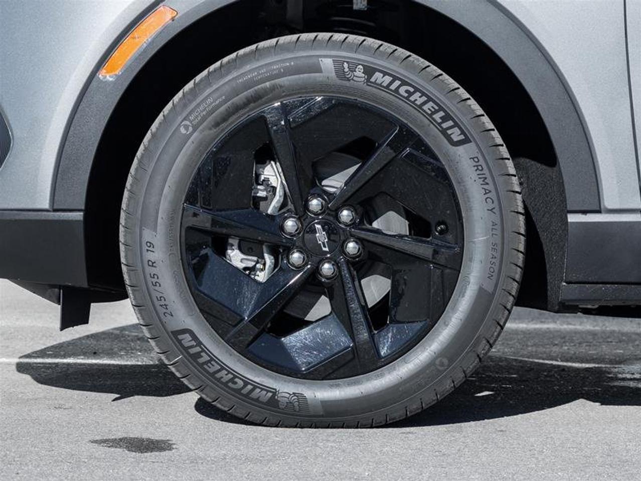 2027 Chevrolet Equinox EV LT1 Photo