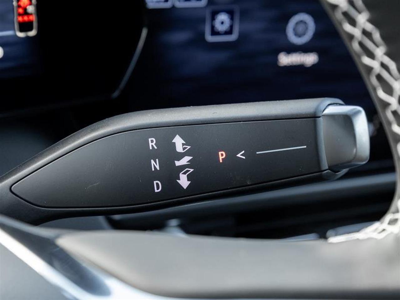 2027 Chevrolet Equinox EV LT1 Photo