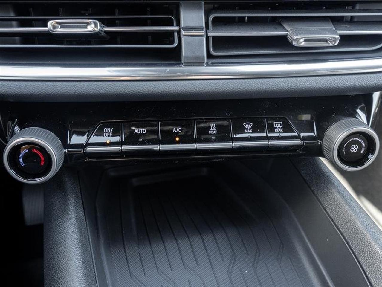 2027 Chevrolet Equinox EV LT1 Photo