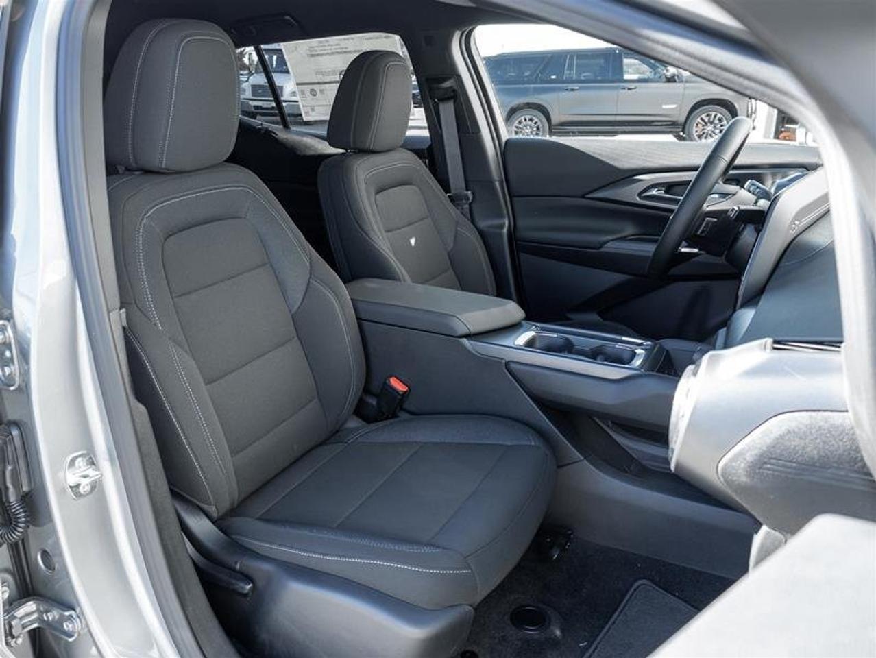 2027 Chevrolet Equinox EV LT1 Photo