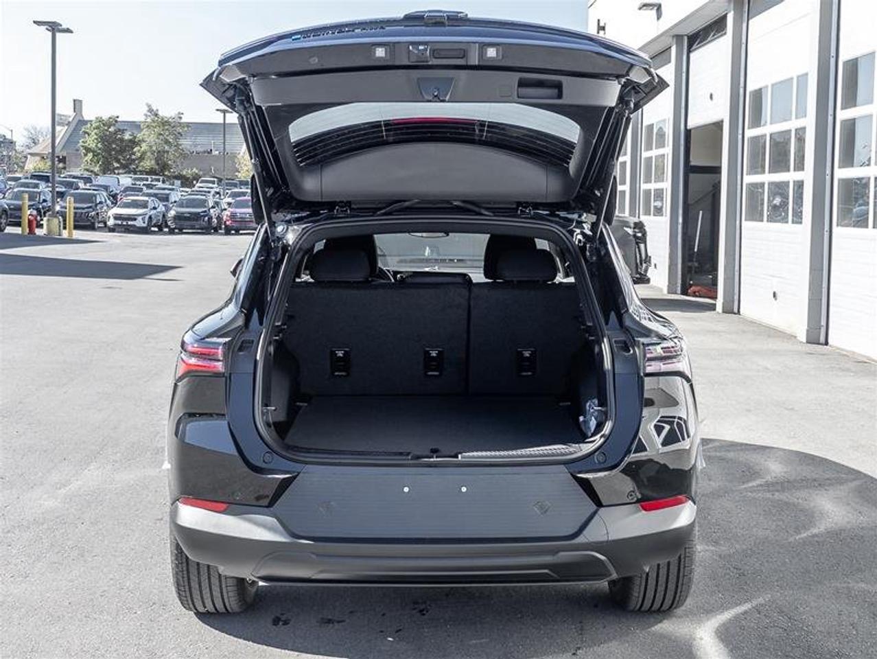 2027 Chevrolet Equinox EV LT1 Photo