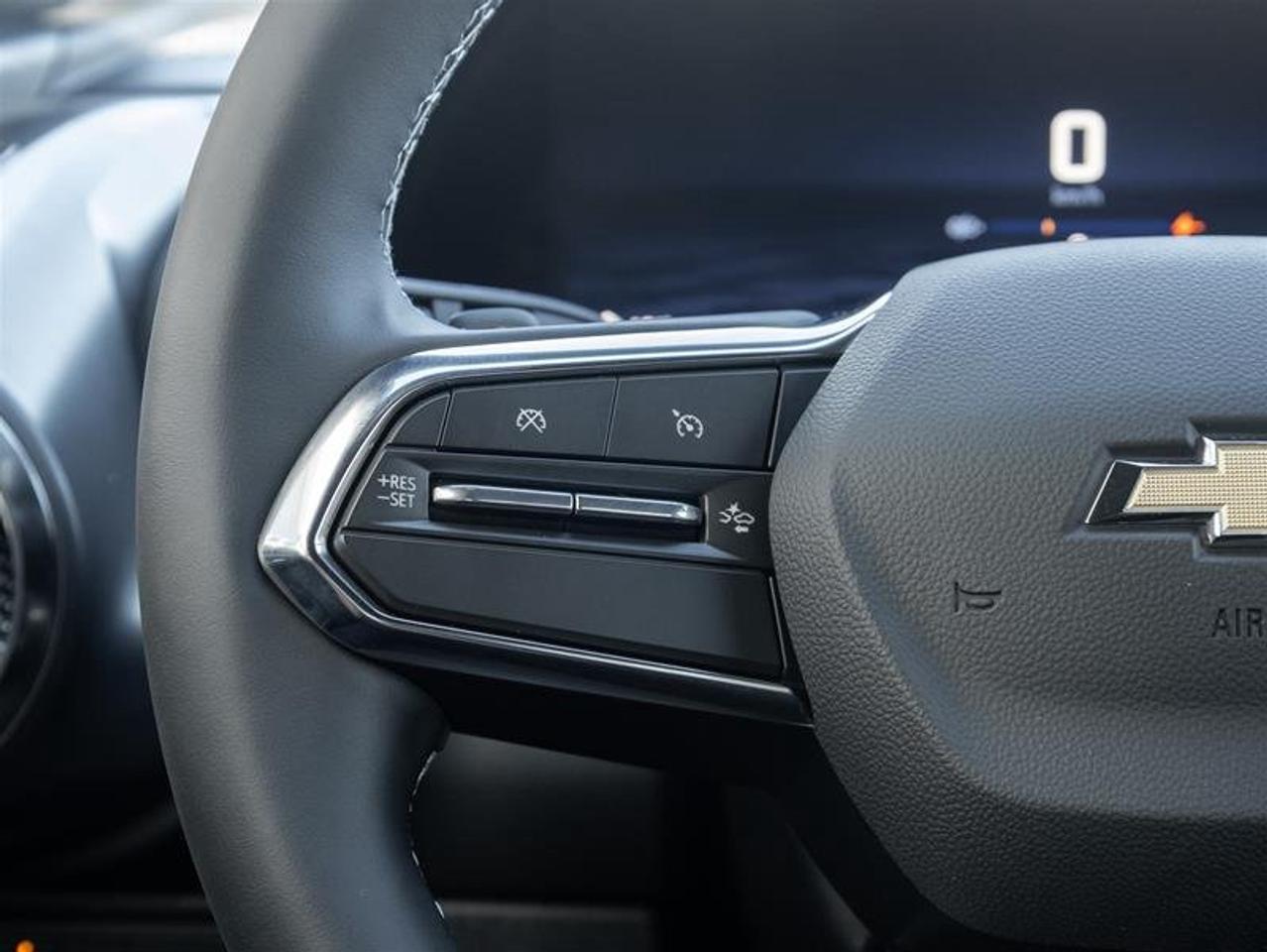 2027 Chevrolet Equinox EV LT1 Photo
