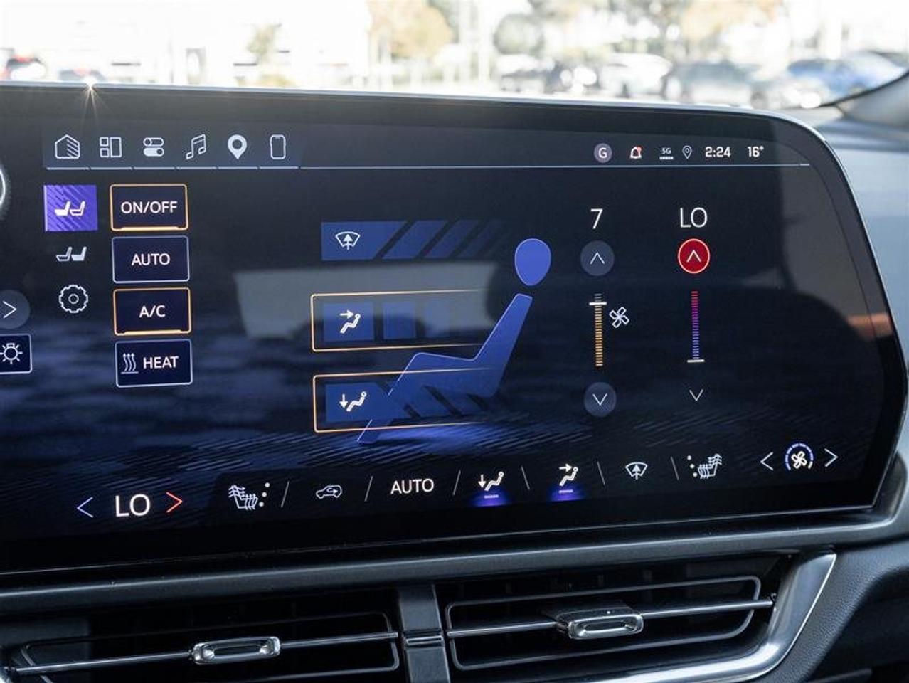 2027 Chevrolet Equinox EV LT1 Photo