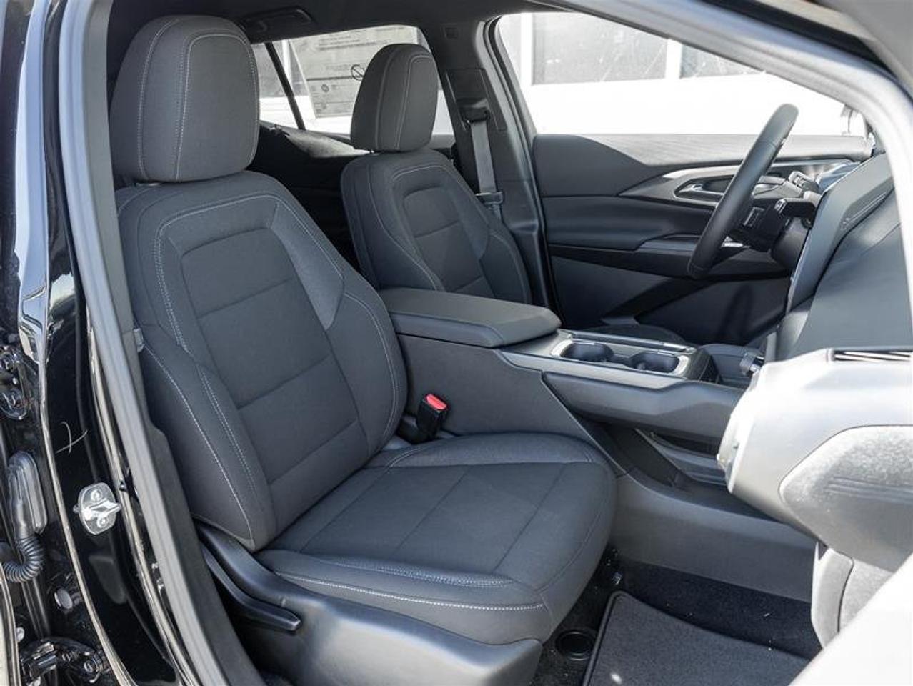 2027 Chevrolet Equinox EV LT1 Photo