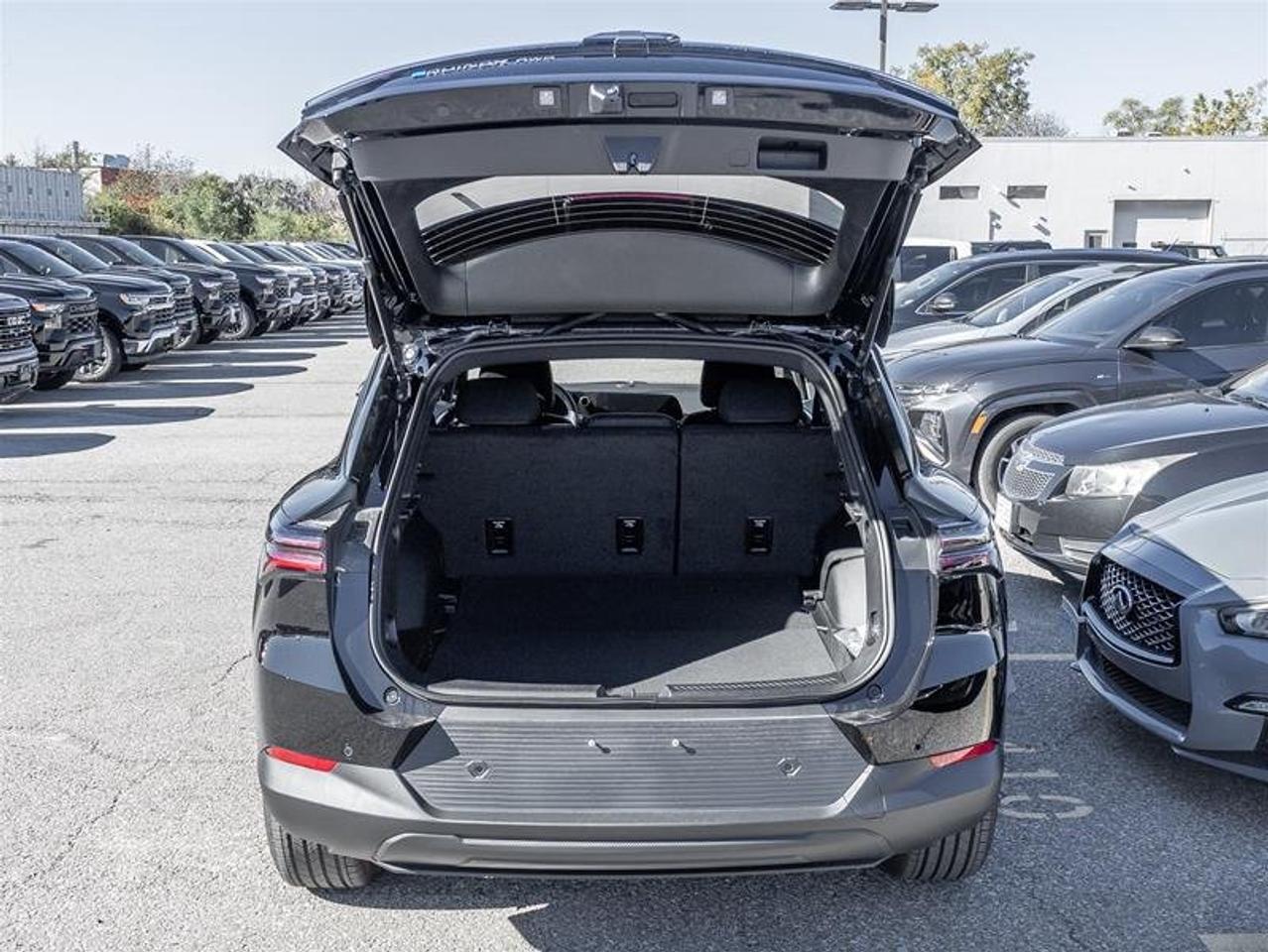 2027 Chevrolet Equinox EV LT1 Photo
