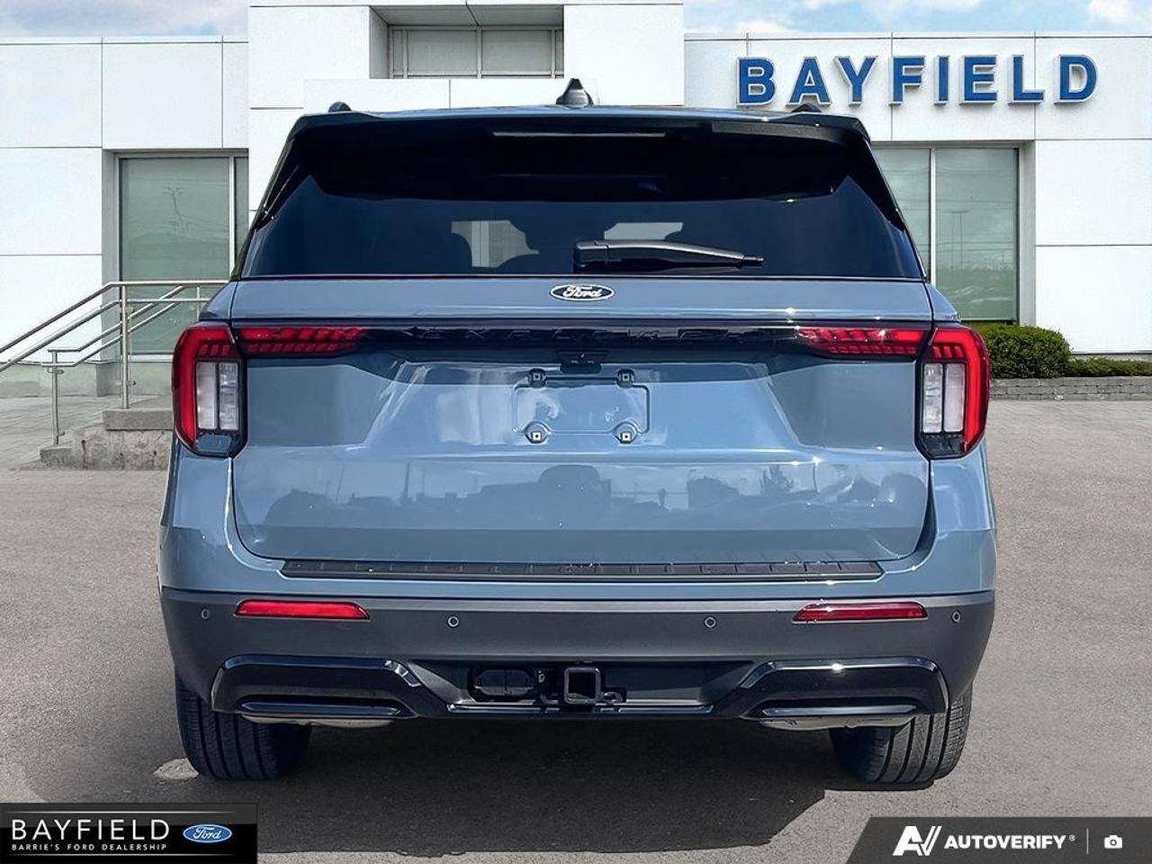 2027 Ford Explorer ST-Line Photo4