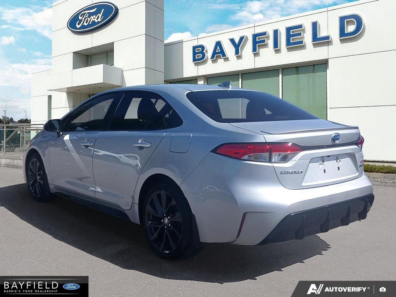 2024 Toyota Corolla Hybrid SE Photo3