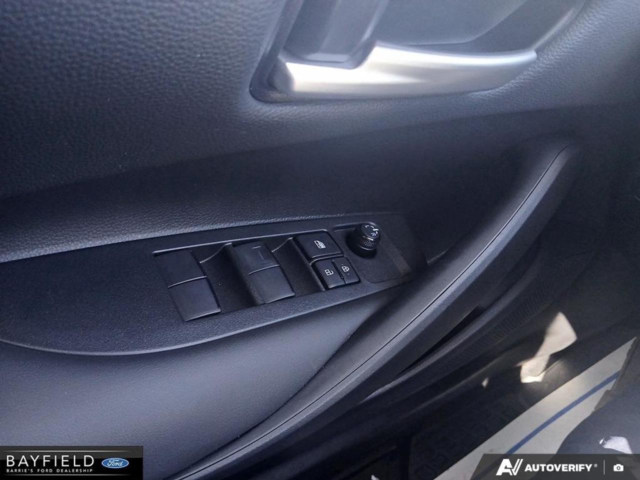 2024 Toyota Corolla Hybrid SE Photo
