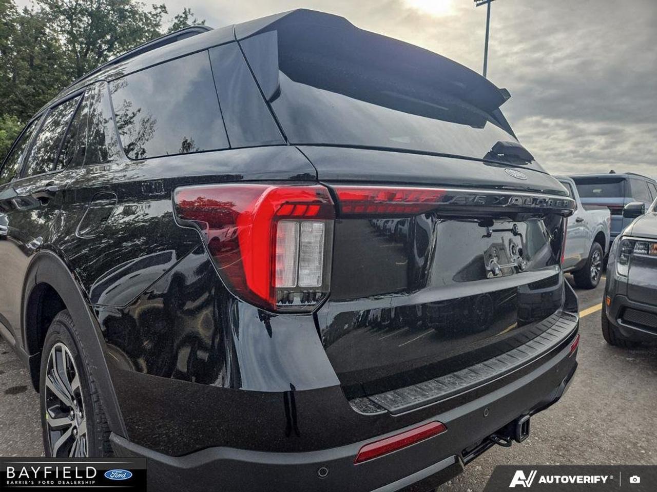 2027 Ford Explorer ST-Line Photo