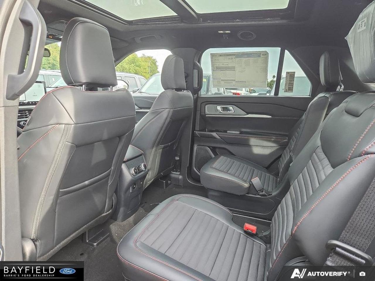 2027 Ford Explorer ST-Line Photo