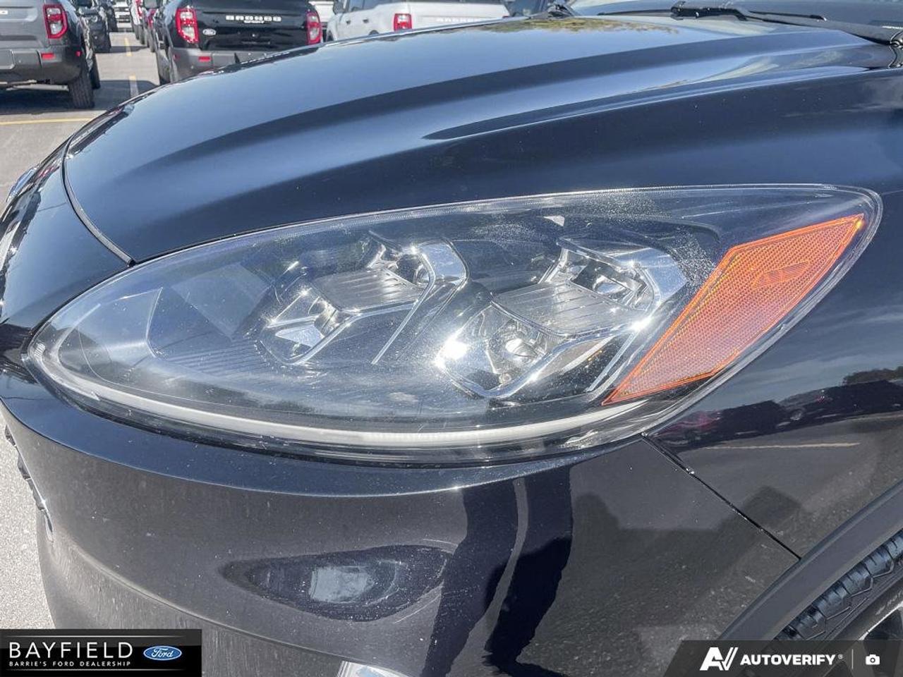 2021 Ford Escape Titanium Hybrid Photo