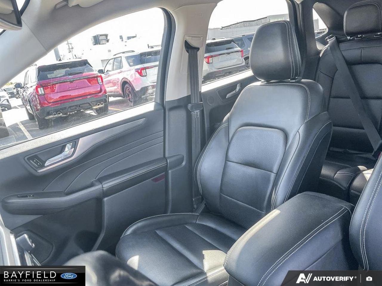 2021 Ford Escape Titanium Hybrid Photo
