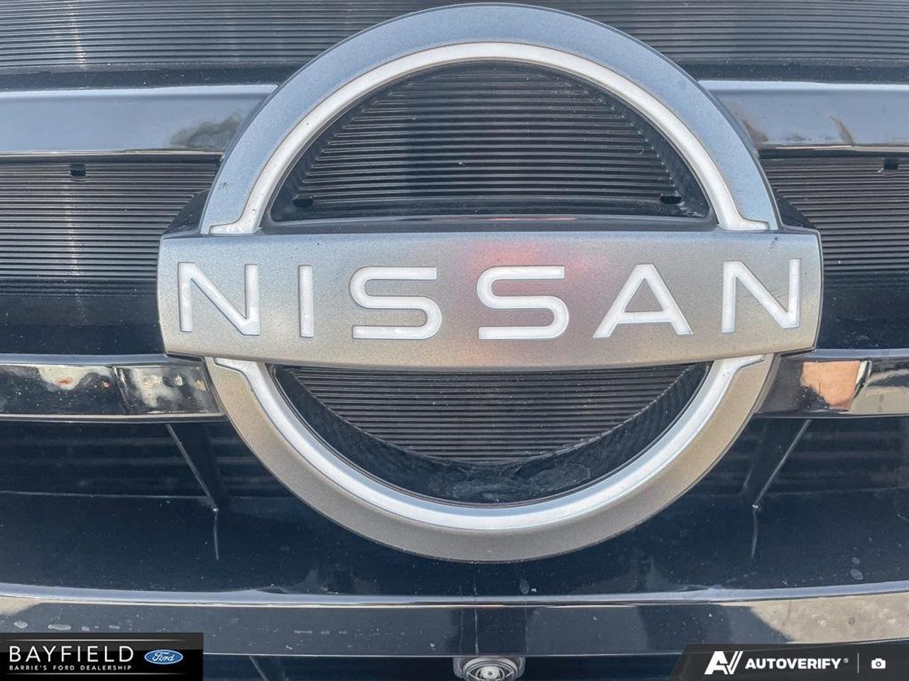 2023 Nissan Pathfinder Platinum Photo