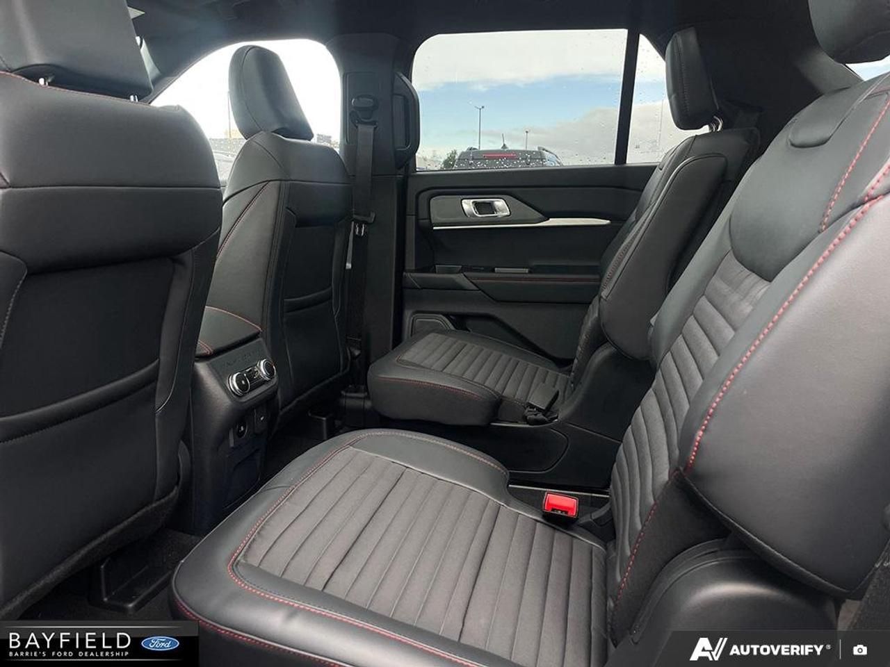 2027 Ford Explorer ST-Line Photo