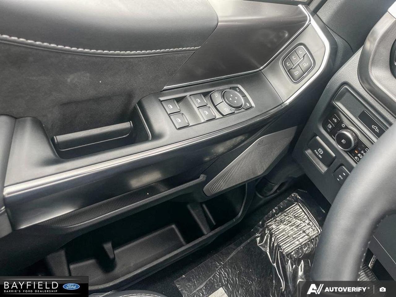 2026 Ford F-150 Platinum Photo