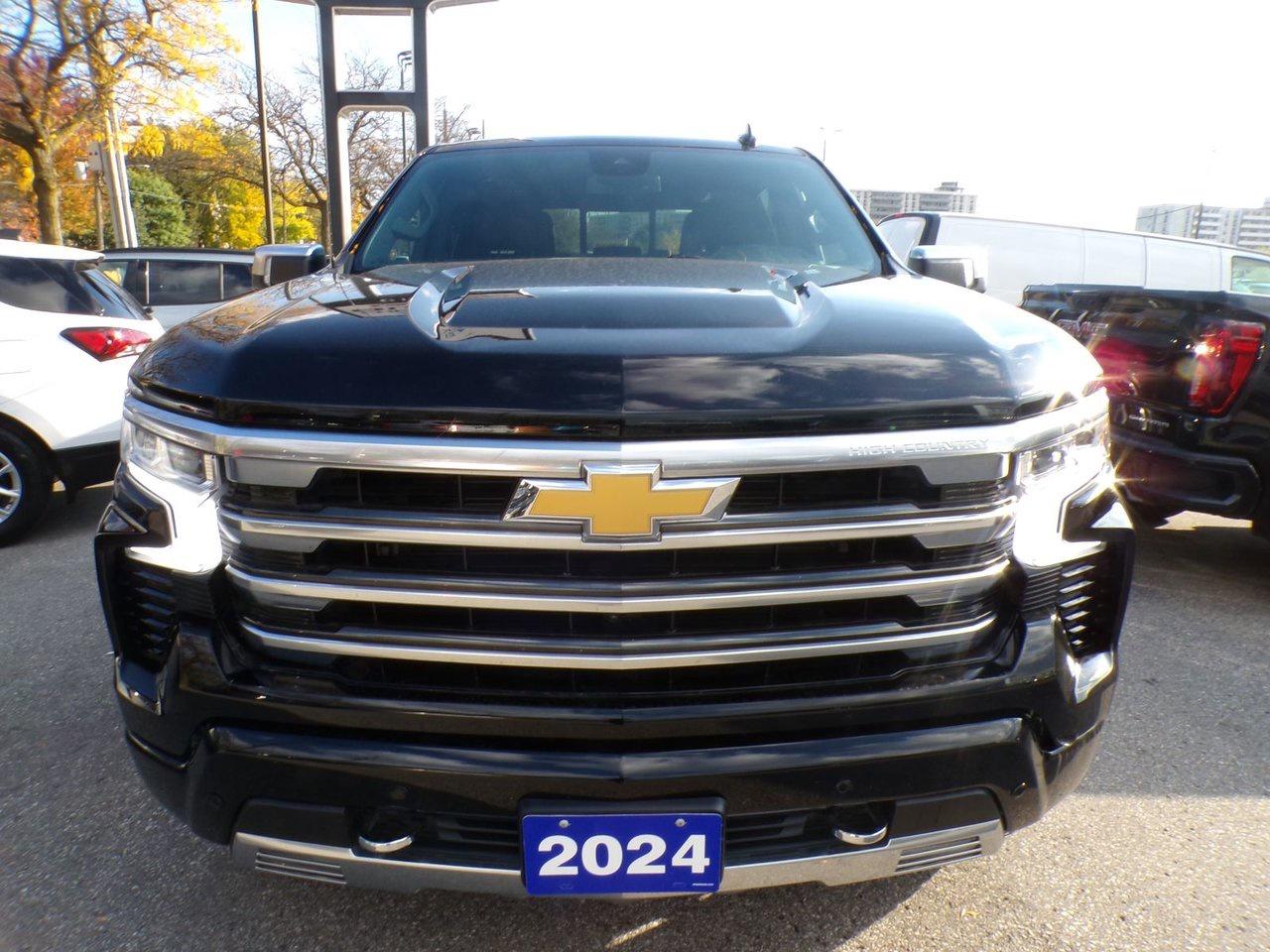 2024 Chevrolet Silverado 1500 Crew Cab Short Box 4-Wheel Drive High Country Photo1