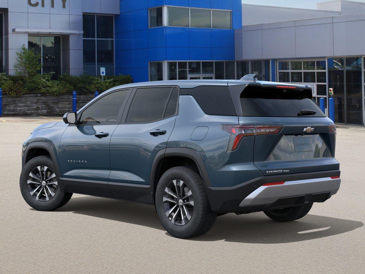 2027 Chevrolet Equinox LT Photo2