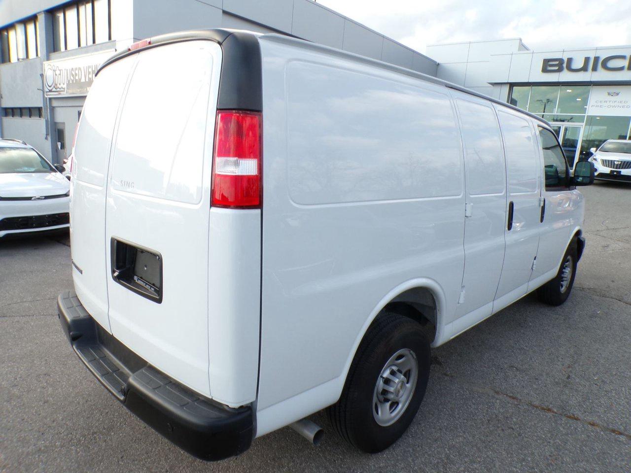 2025 Chevrolet Express Cargo Van 2500 Regular Wheelbase Rear-Wheel Drive Photo3