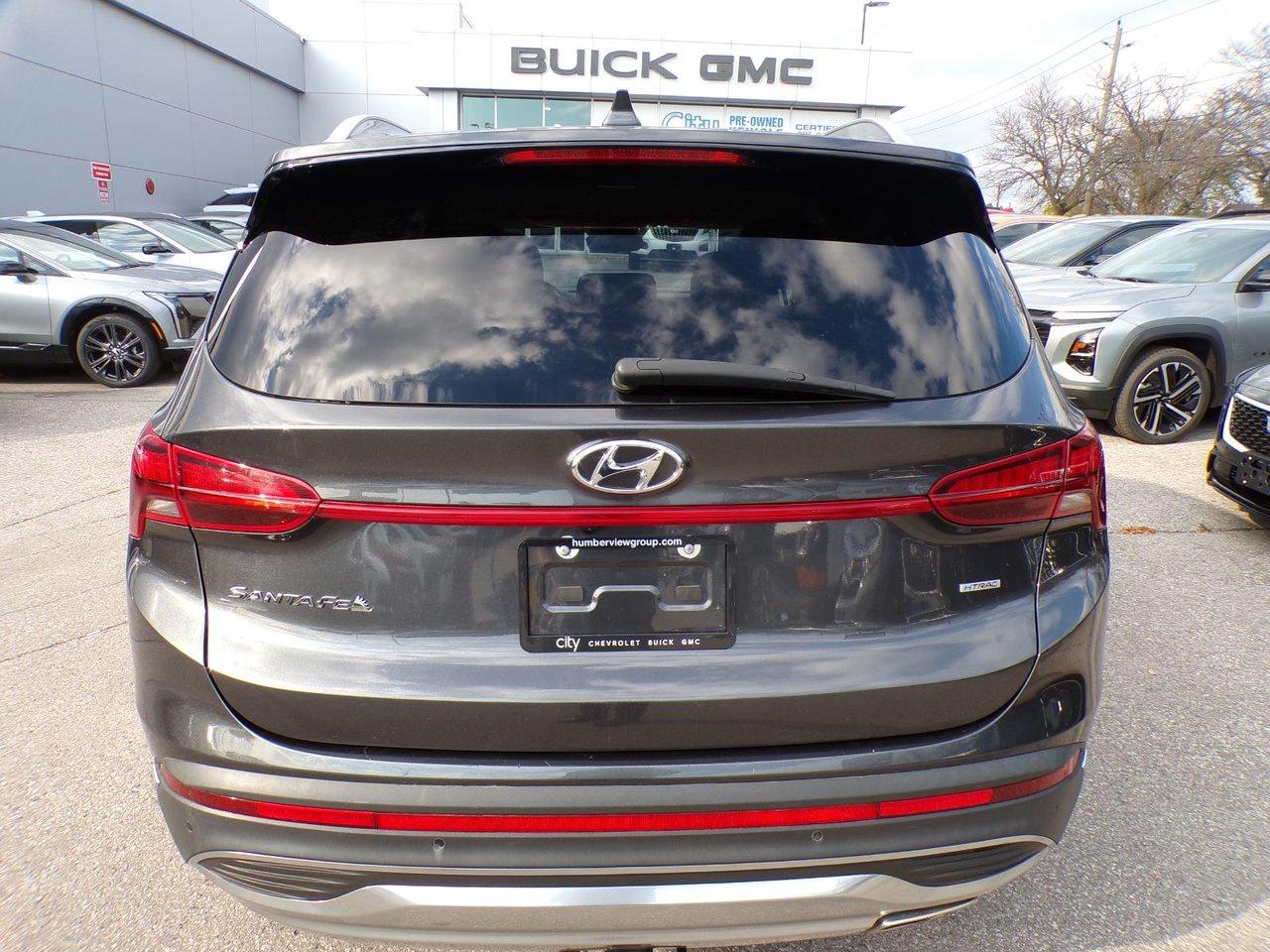 2023 Hyundai Santa Fe Preferred Trend AWD 2.5L Photo4