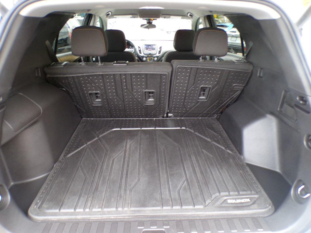 2024 Chevrolet Equinox FWD LT Photo