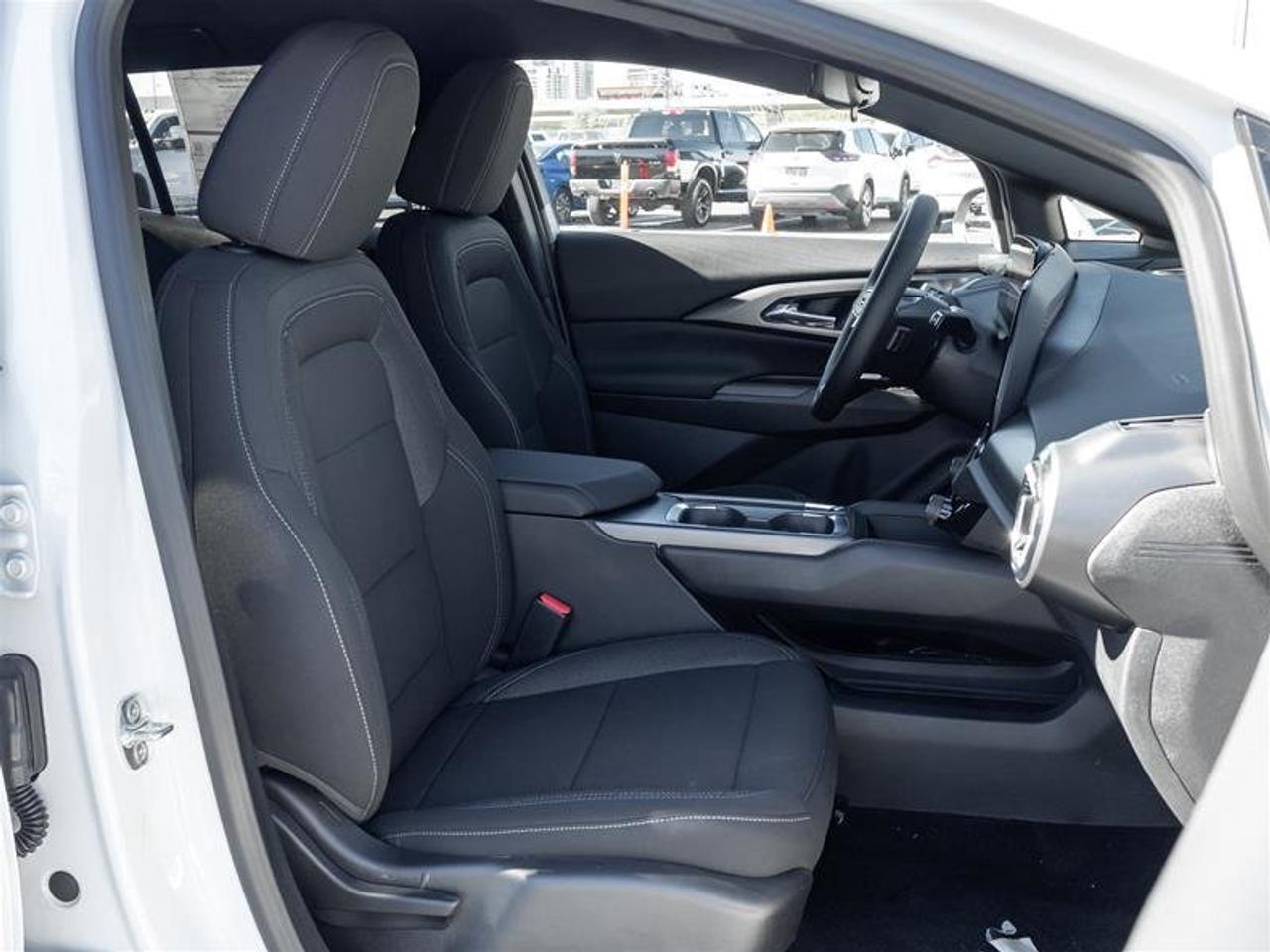 2027 Chevrolet Equinox EV LT1 Photo