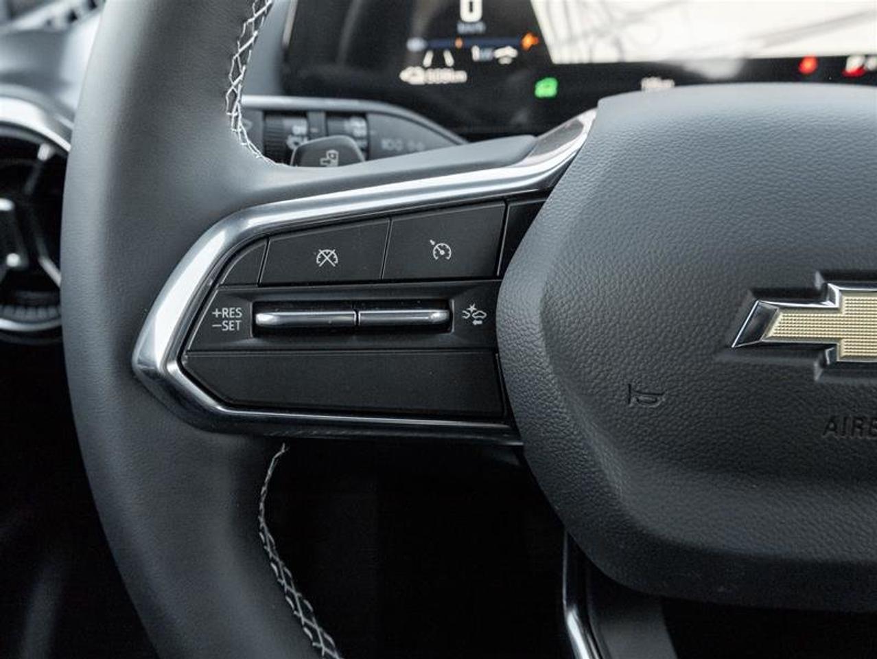 2027 Chevrolet Equinox EV LT1 Photo
