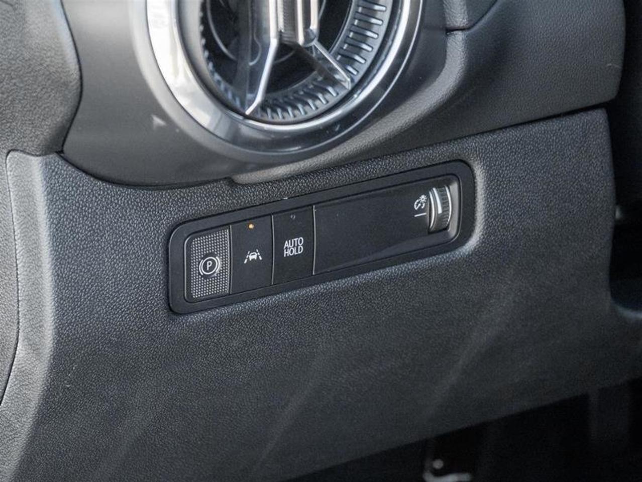 2027 Chevrolet Equinox EV LT1 Photo