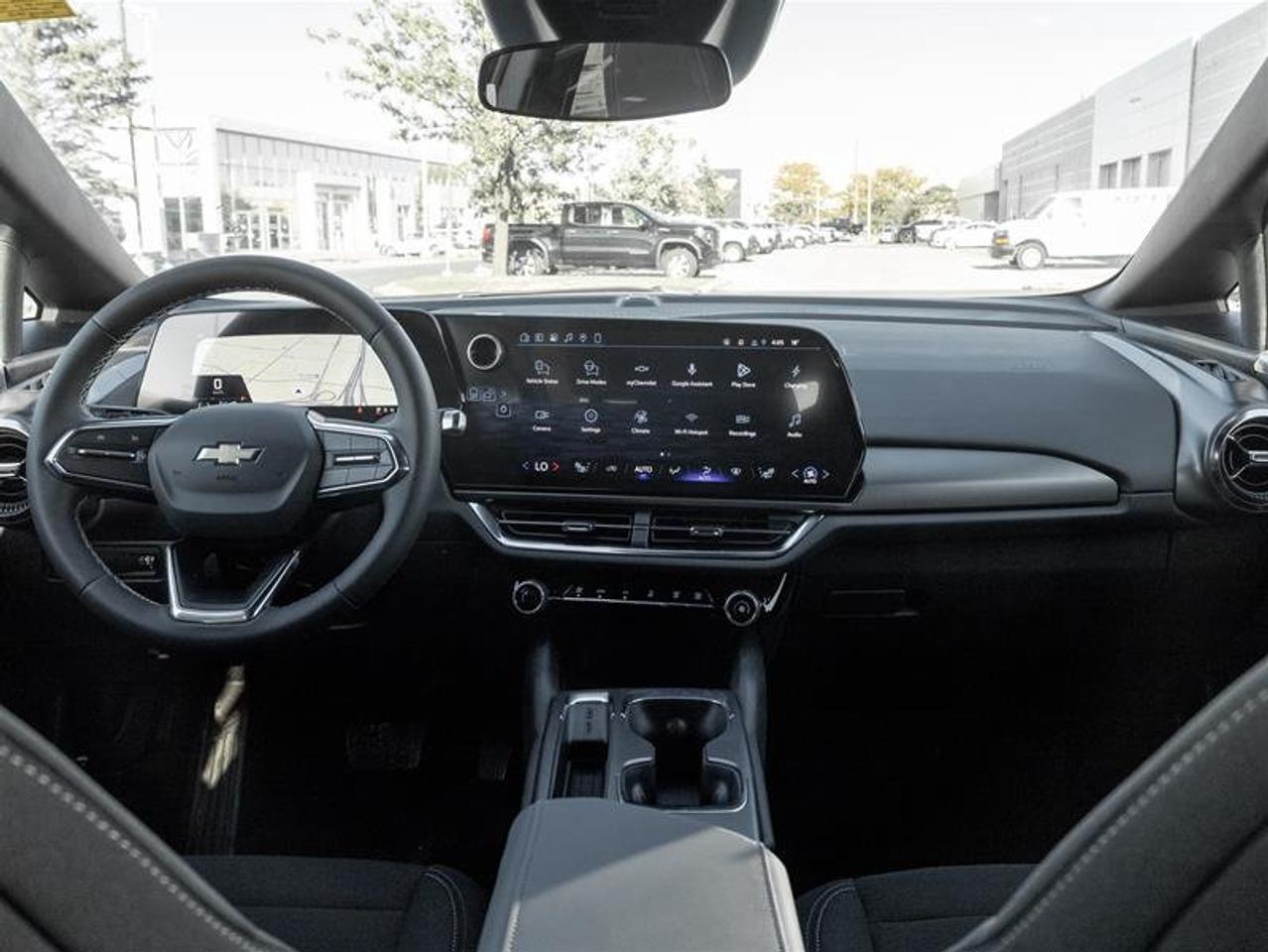 2027 Chevrolet Equinox EV LT1 Photo