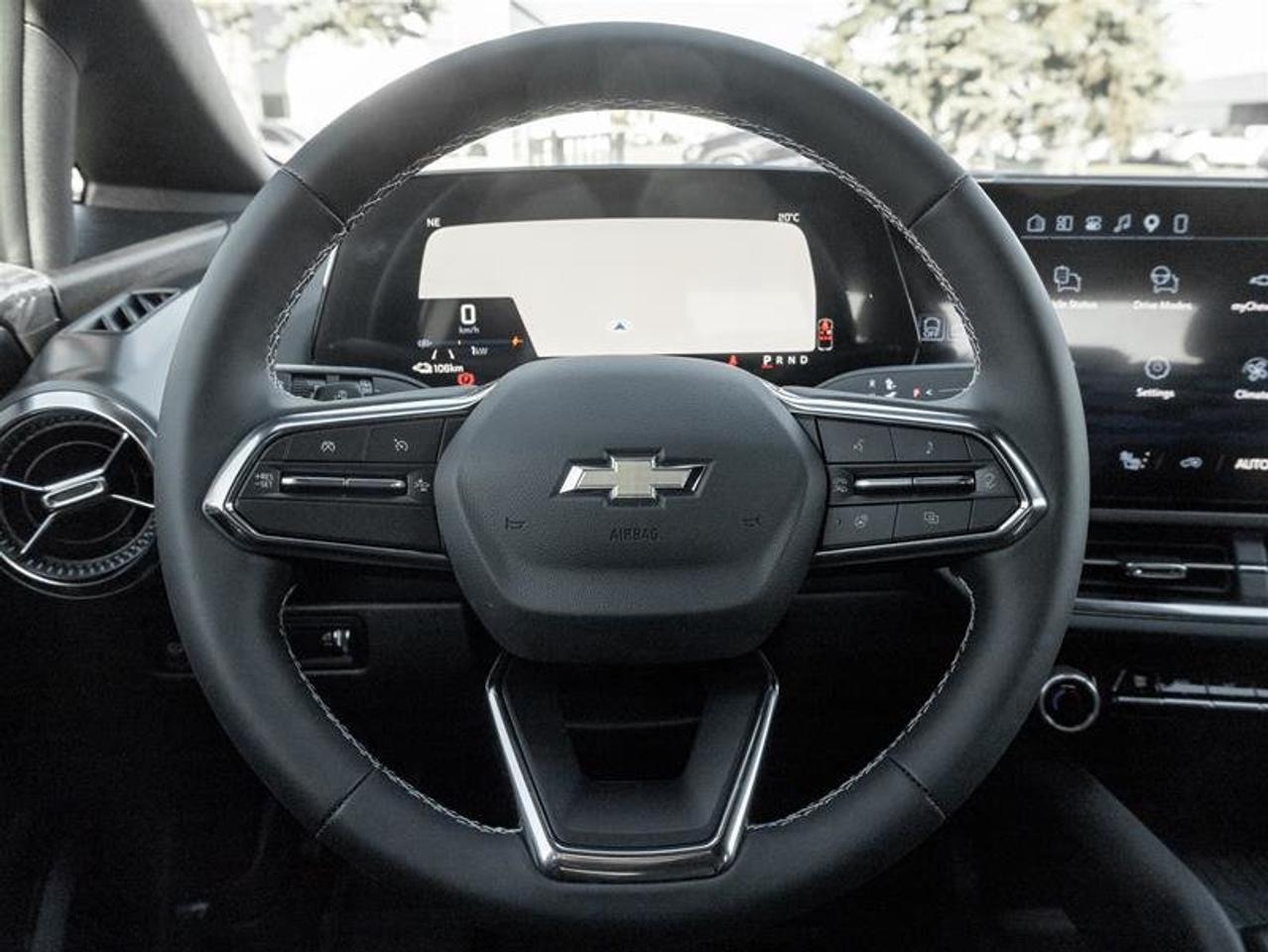 2027 Chevrolet Equinox EV LT1 Photo