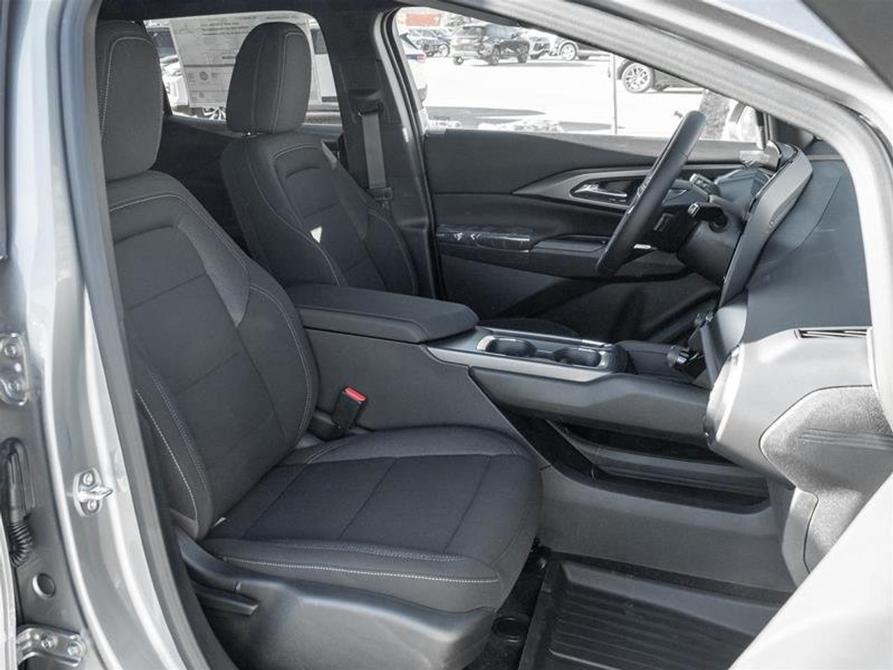 2027 Chevrolet Equinox EV LT1 Photo